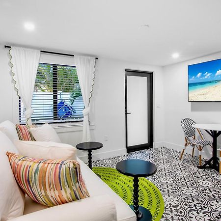 Captain'S Quarters At Anna Maria Island Inn 布雷登顿海滩 外观 照片